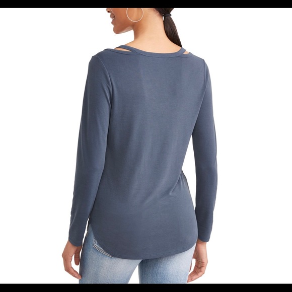 Time and Tru Long Sleeve Elevated T-Shirt - Picture 4 of 6